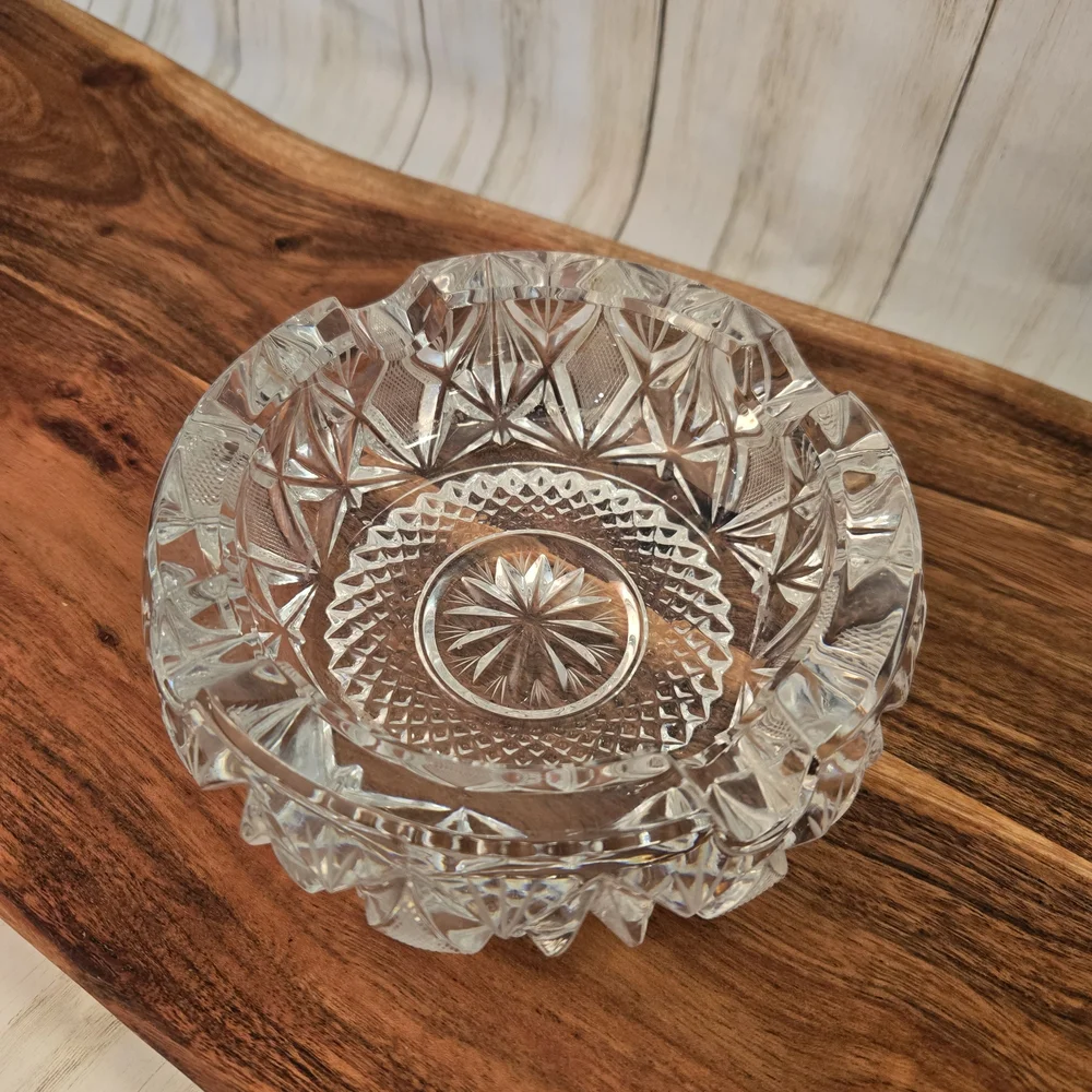 ASHTRAY OR BOWL - Picture 1 of 9